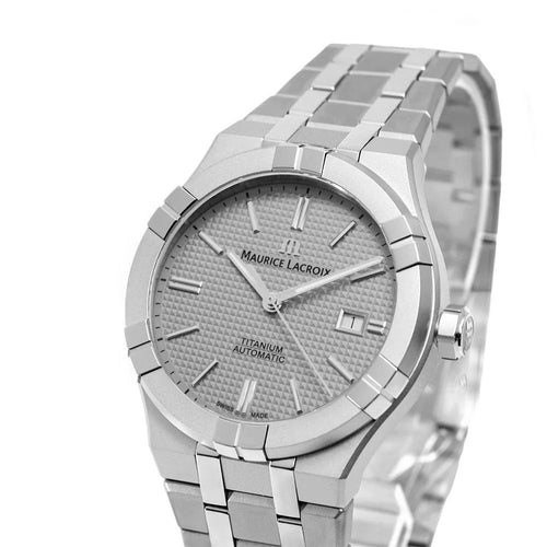 Maurice Lacroix AI6008-TT032-230-1